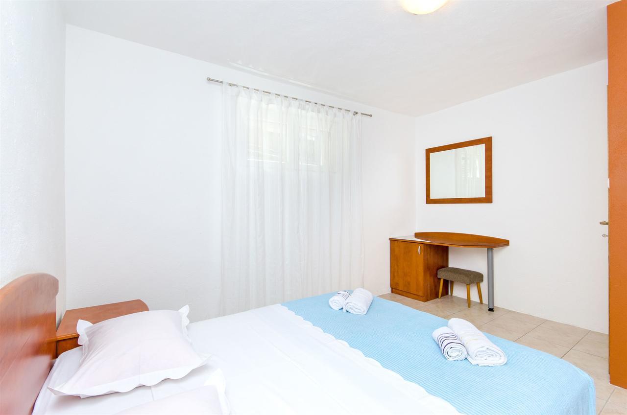 Apartments Mateo Baška Voda Екстериор снимка