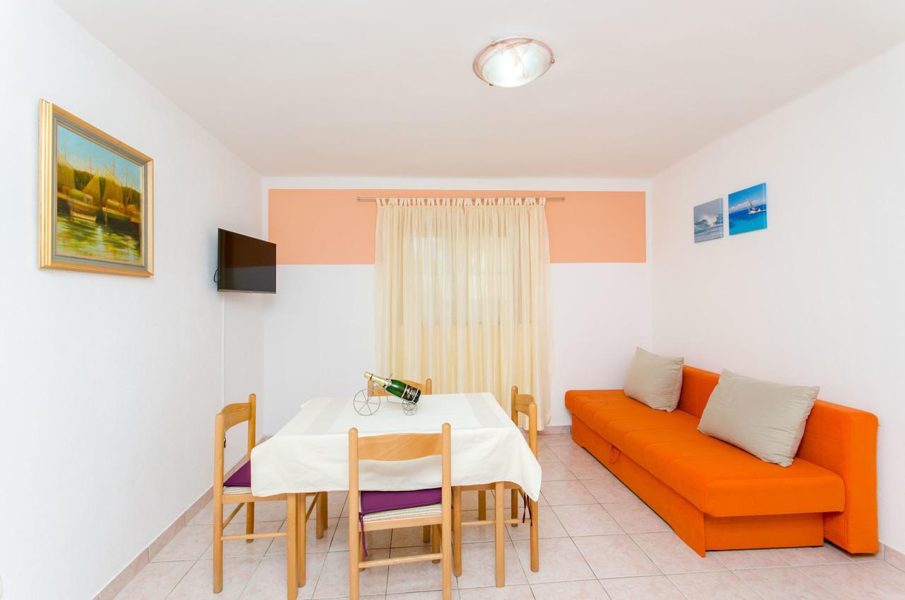 Apartments Mateo Baška Voda Екстериор снимка