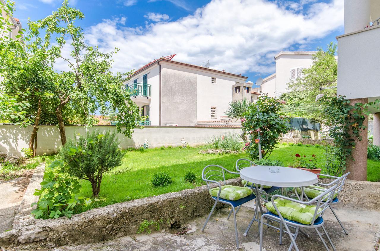Apartments Mateo Baška Voda Екстериор снимка