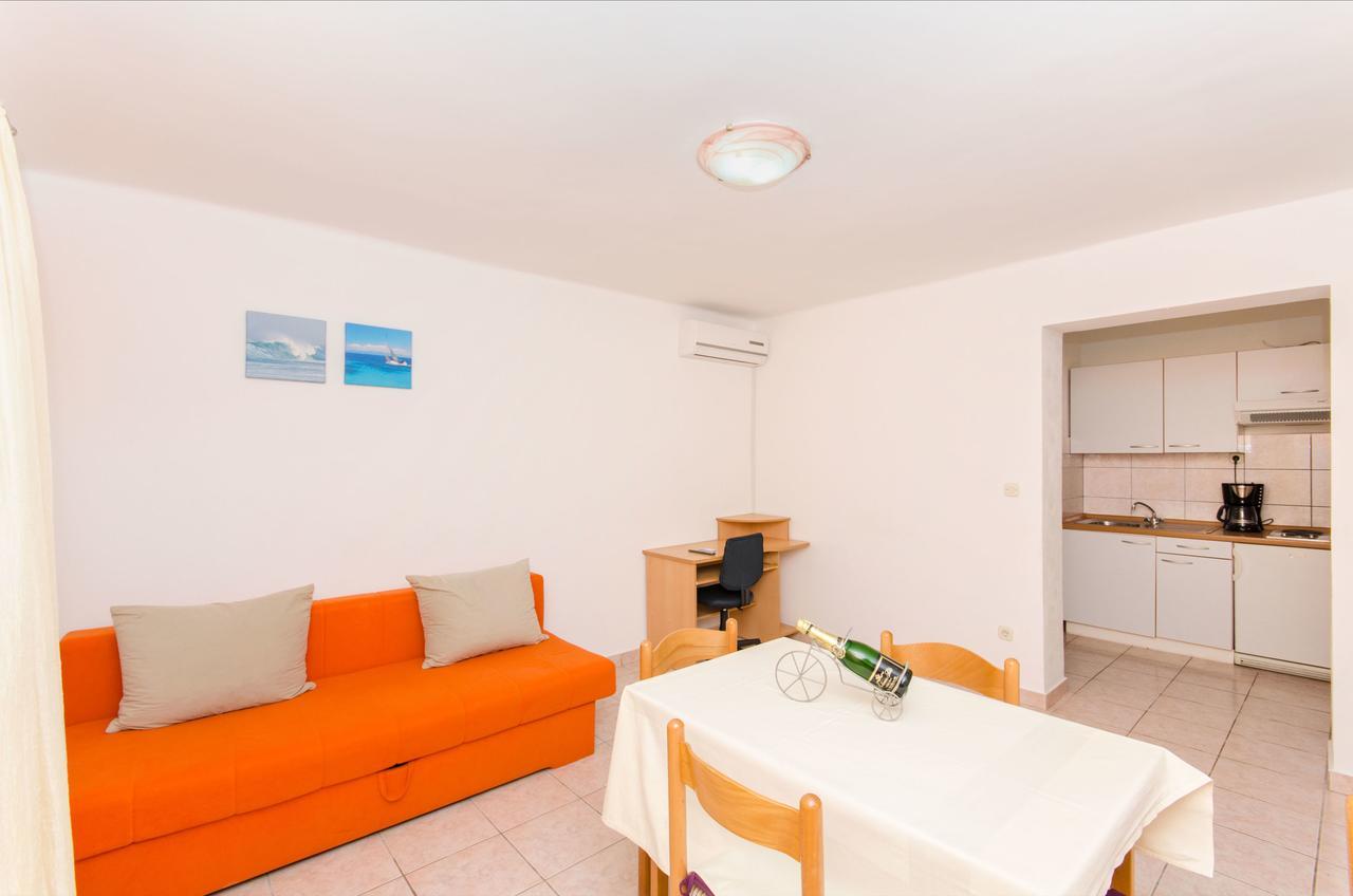 Apartments Mateo Baška Voda Екстериор снимка