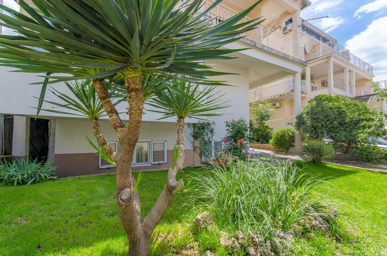 Apartments Mateo Baška Voda Екстериор снимка