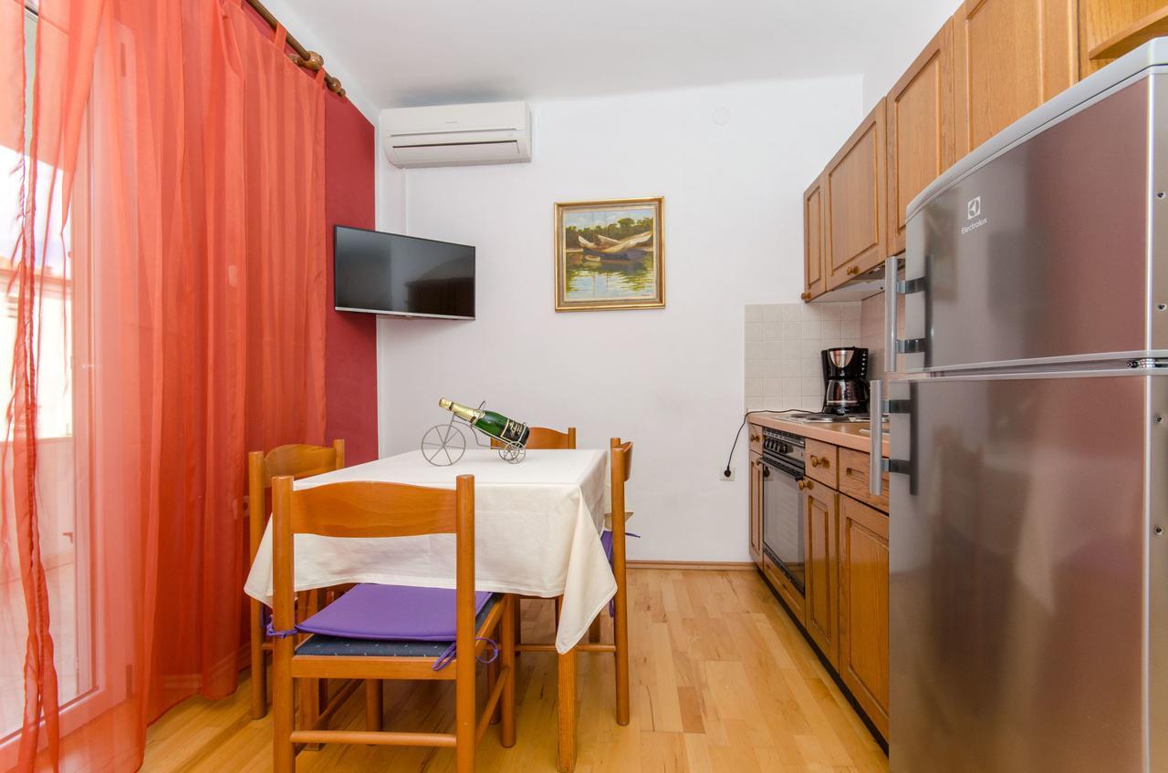 Apartments Mateo Baška Voda Екстериор снимка