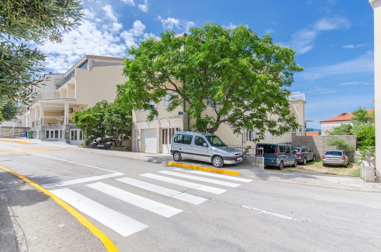Apartments Mateo Baška Voda Екстериор снимка